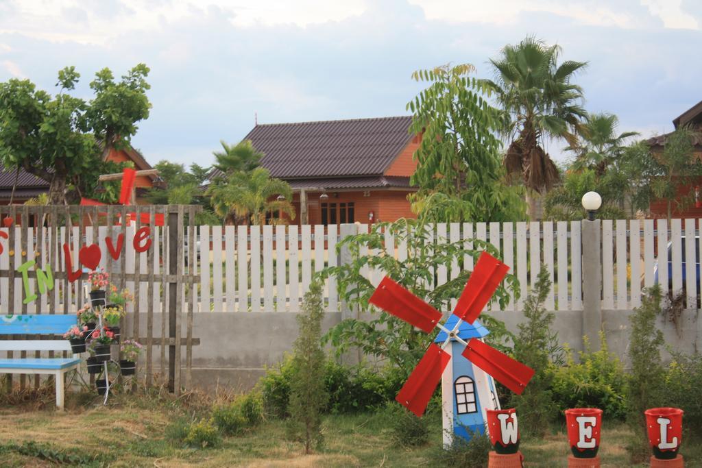 Ban Suan Kulap Keaw Resort Phrae Zewnętrze zdjęcie